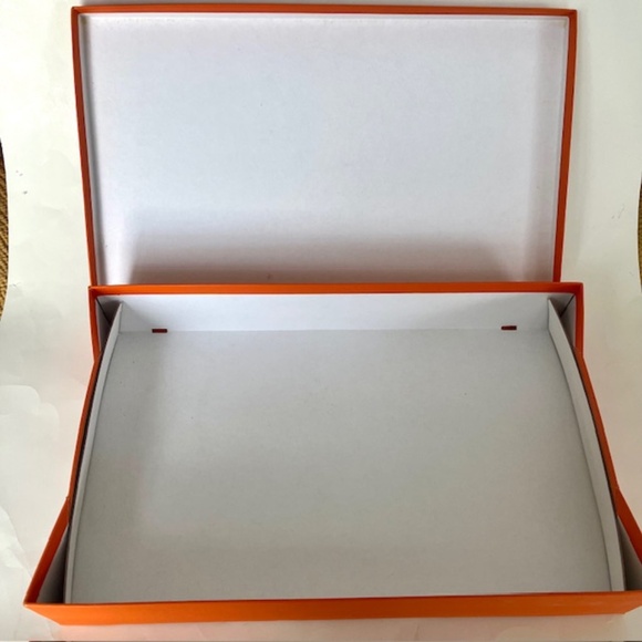 Authentic Hermes Shirt Boxes, 2 boxes - Picture 5 of 7